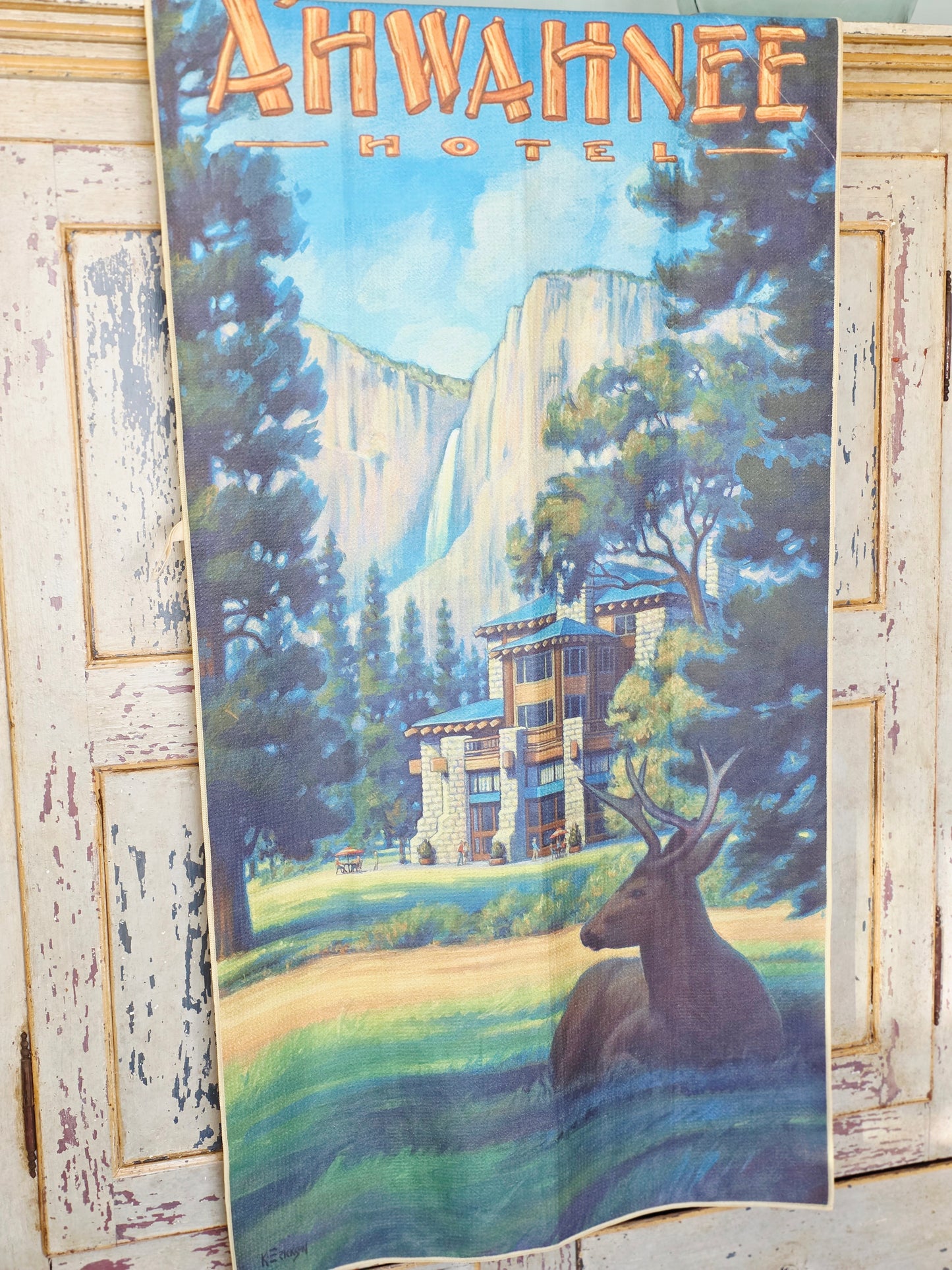 YOSEMITE - AHWAHNEE HOTEL BEACH TOWEL
