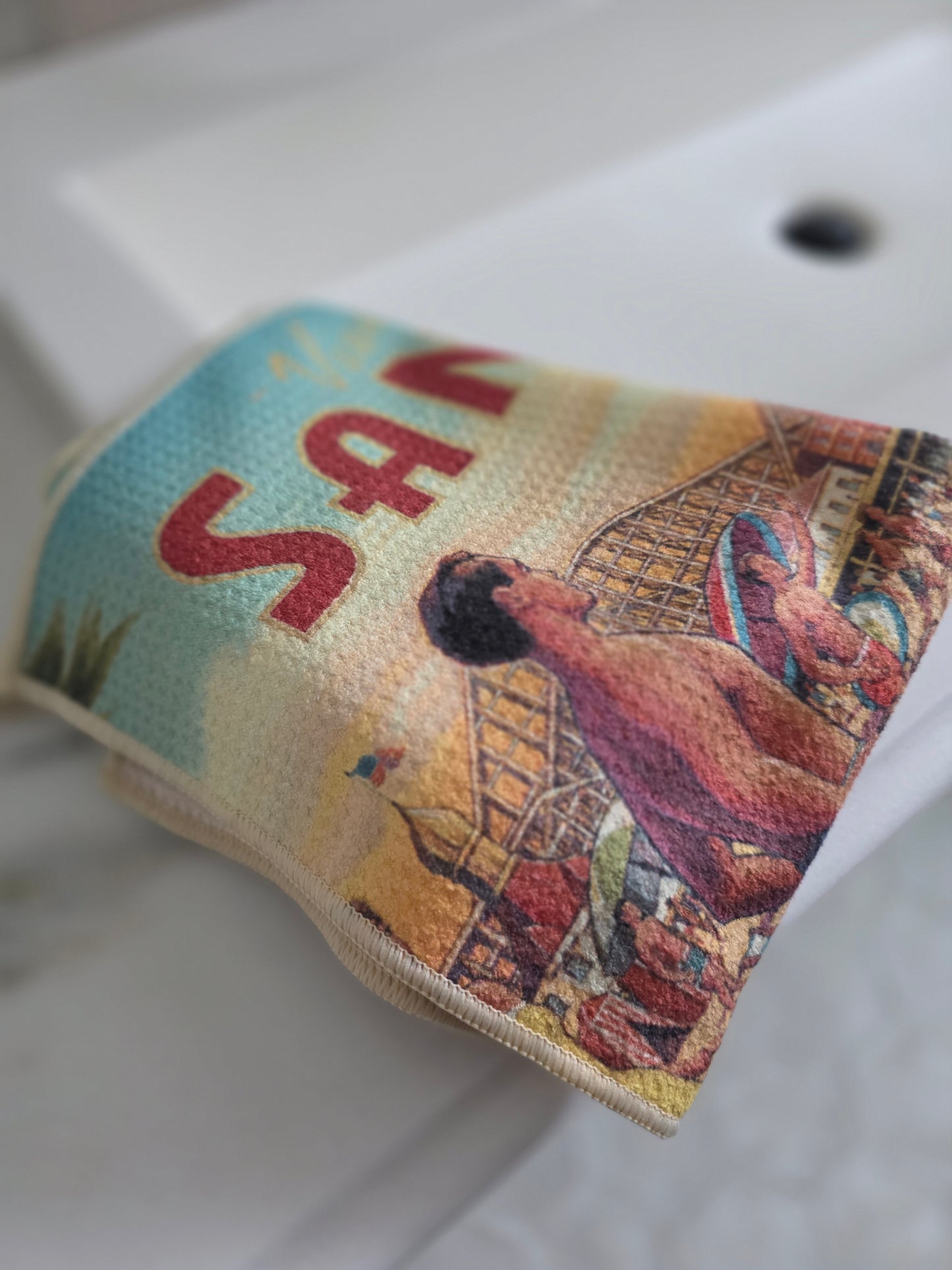 SANTA MONICA KITCHEN TOWEL